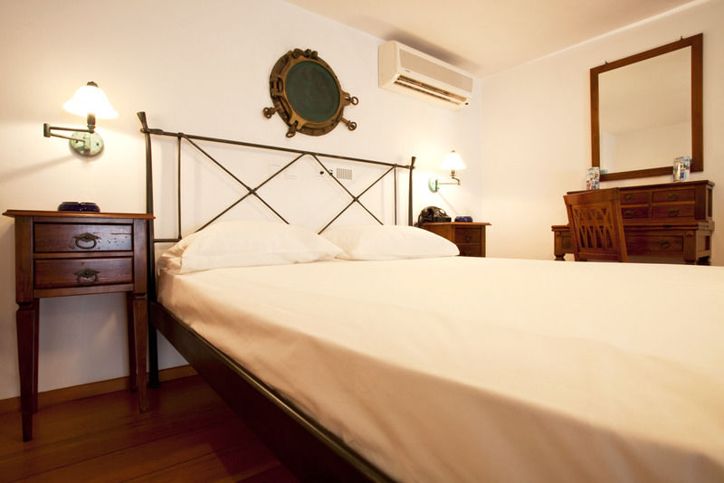 Alexandros Hotel Platis Gialos  المظهر الخارجي الصورة
